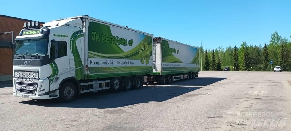 Volvo FH 13 Камиони за дървени стърготини
