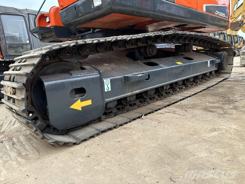 Doosan DX225LC-9C Верижен екскаватор