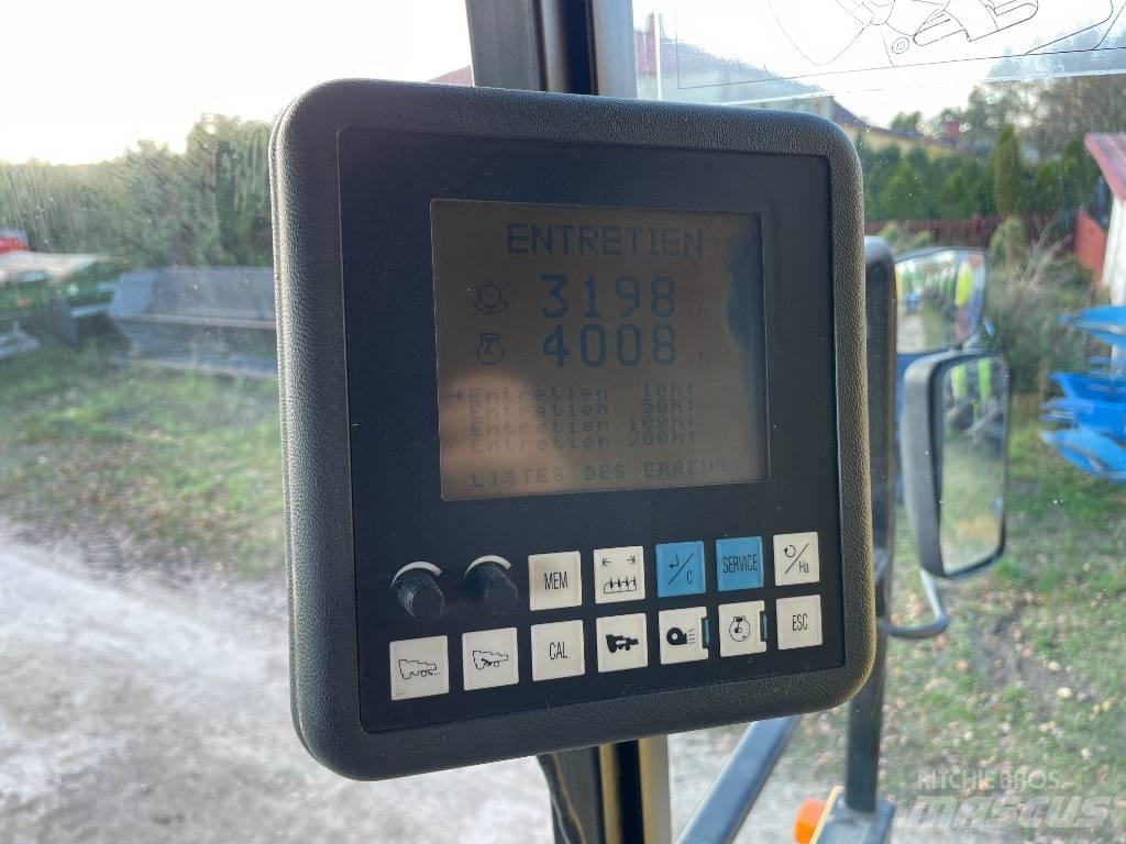 New Holland TX 66 Комбайни