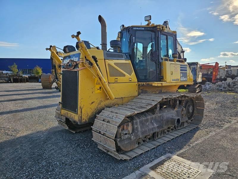 Komatsu D 65 WX-17 Верижни булдозери
