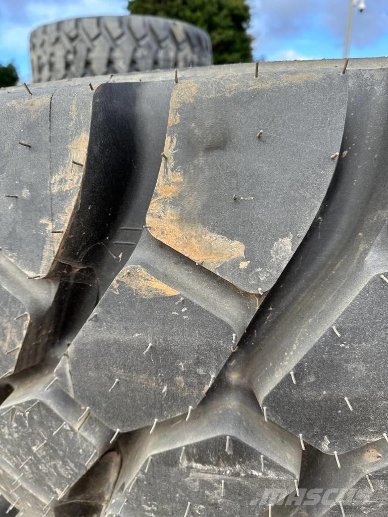  ROCK RADIAL 23.5R25 Гуми