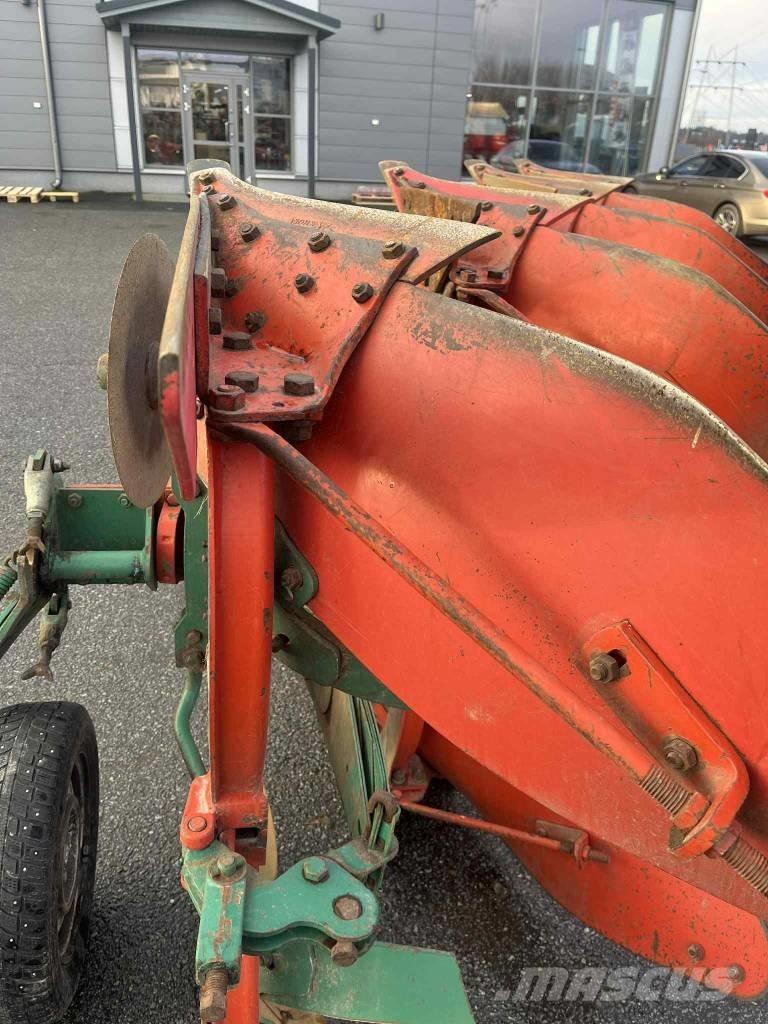 Kverneland E160-4-8 Реверсивни плугове