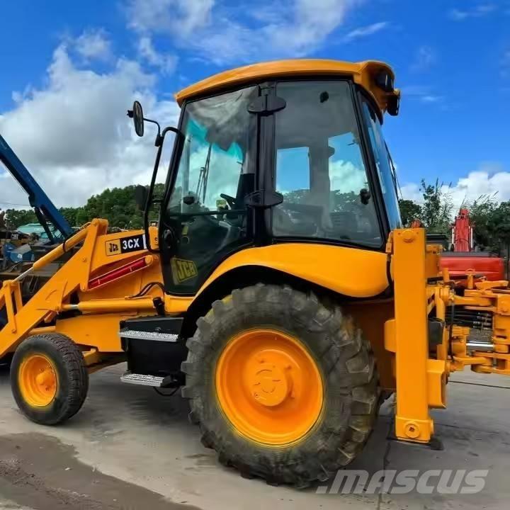 JCB 3 CX Товарач със заден ексватор