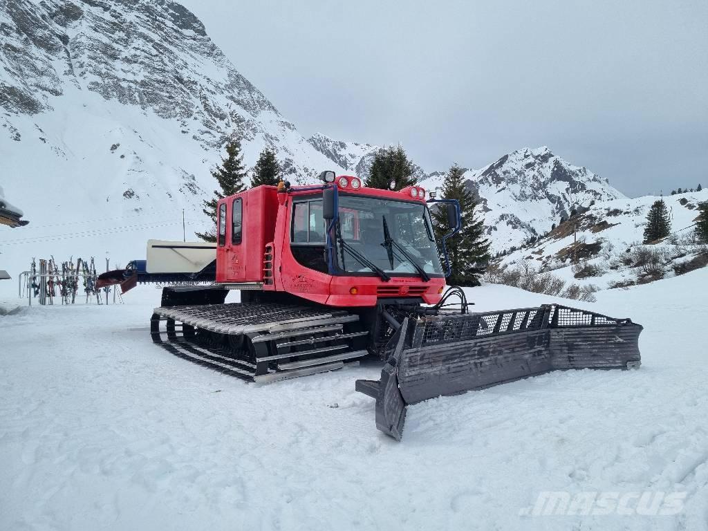  Pistenbully 300 DD Снегоутъпкващи машини