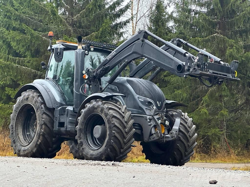 Valtra T 234 V Трактори