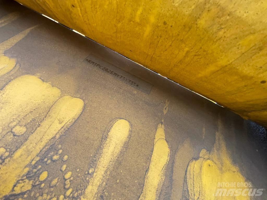 Komatsu PC210-10MO Верижен екскаватор