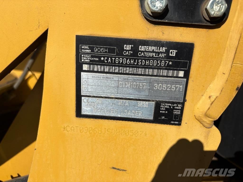 CAT 906 H Колесни товарачи