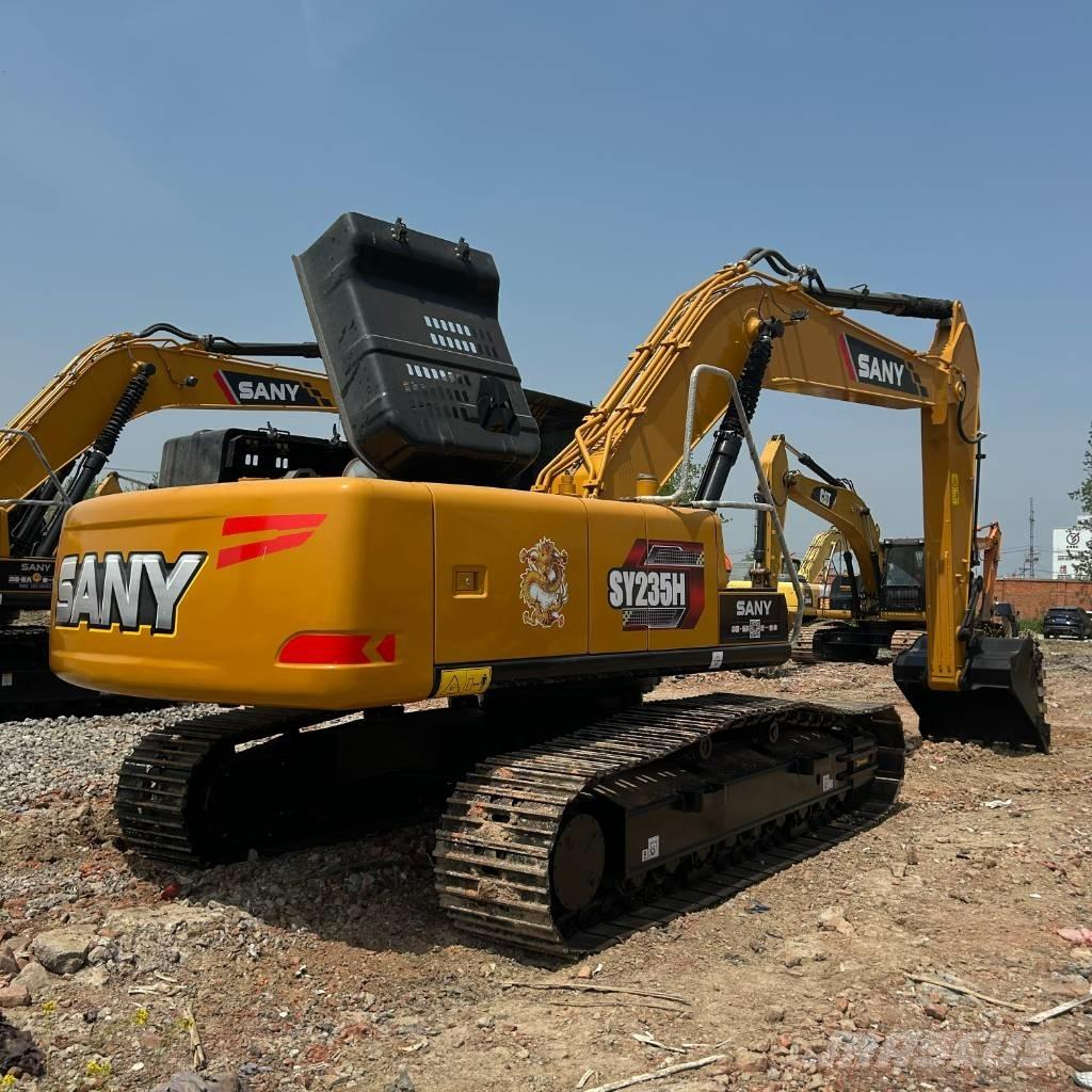  三一 235C Верижен екскаватор
