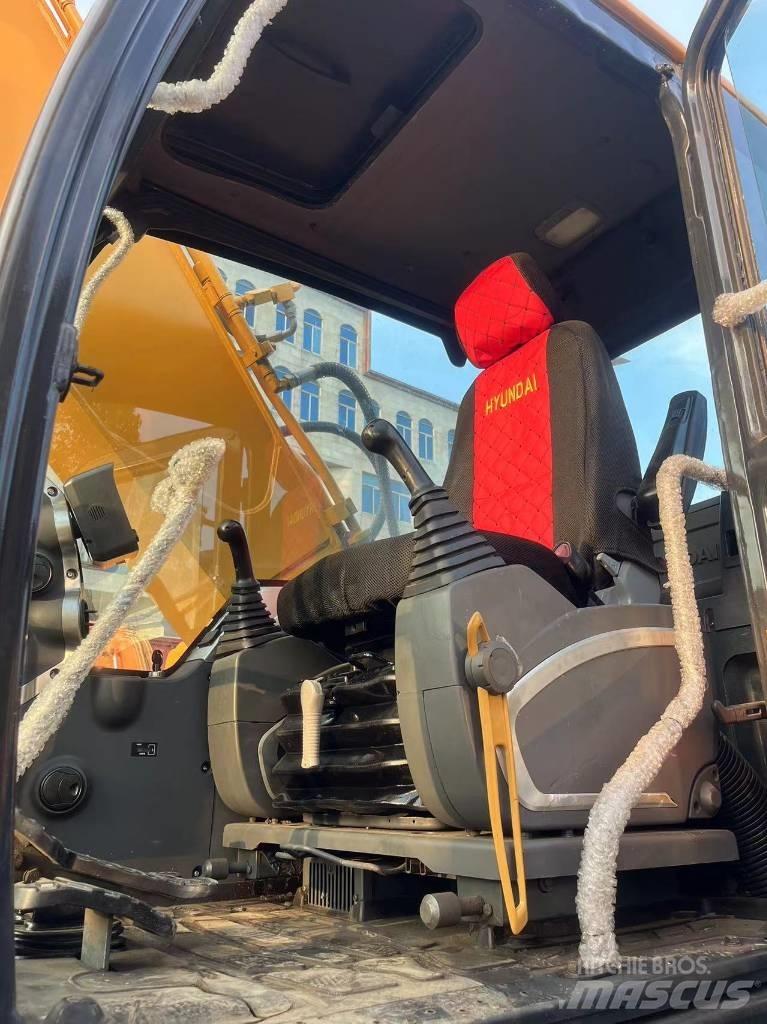 Hyundai R220LC-9S Колесни екскаватори