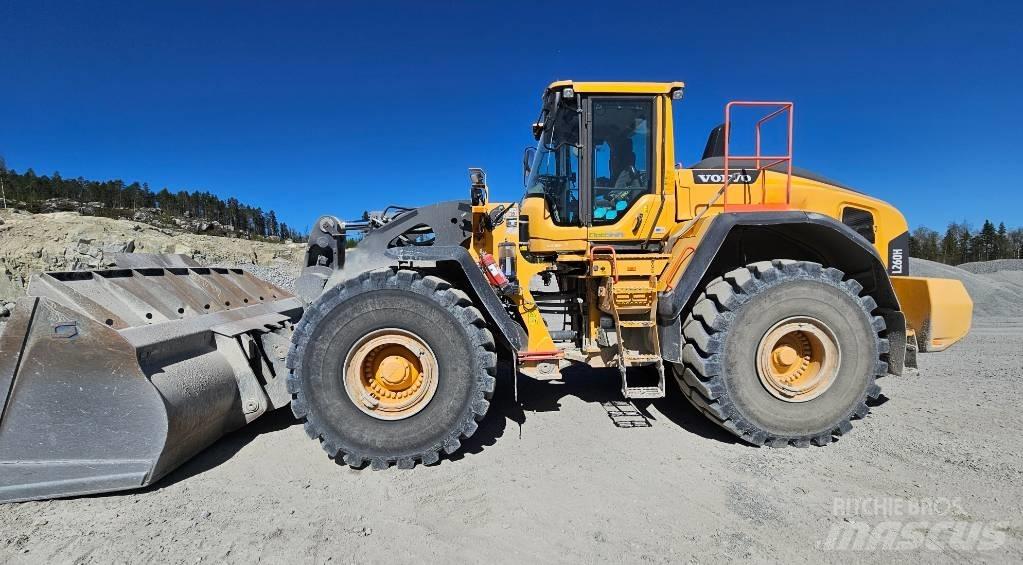 Volvo L 260 H Колесни товарачи