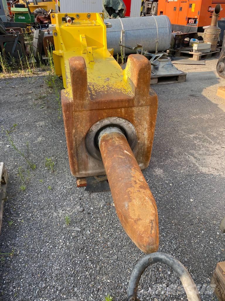 Epiroc HB7000 Чукове/Раздробители
