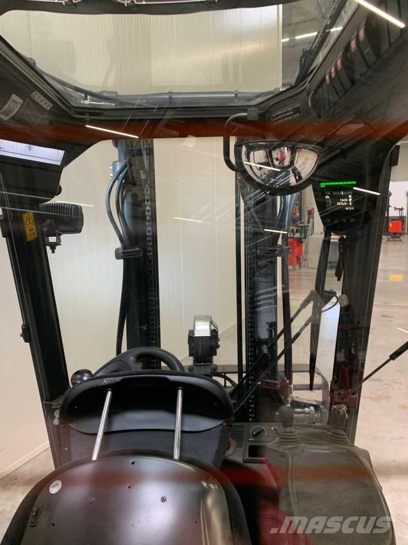 Linde E16 Електрически вилични кари-повдигачи