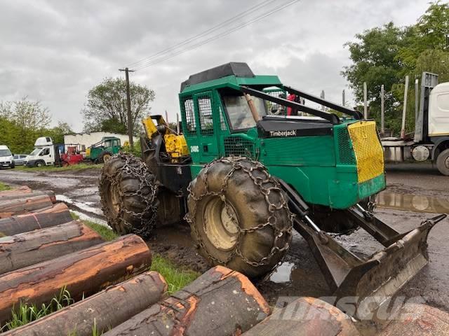 Timberjack 240C Скидери
