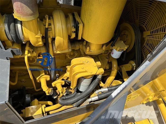 Shantui SD 32 Верижни булдозери
