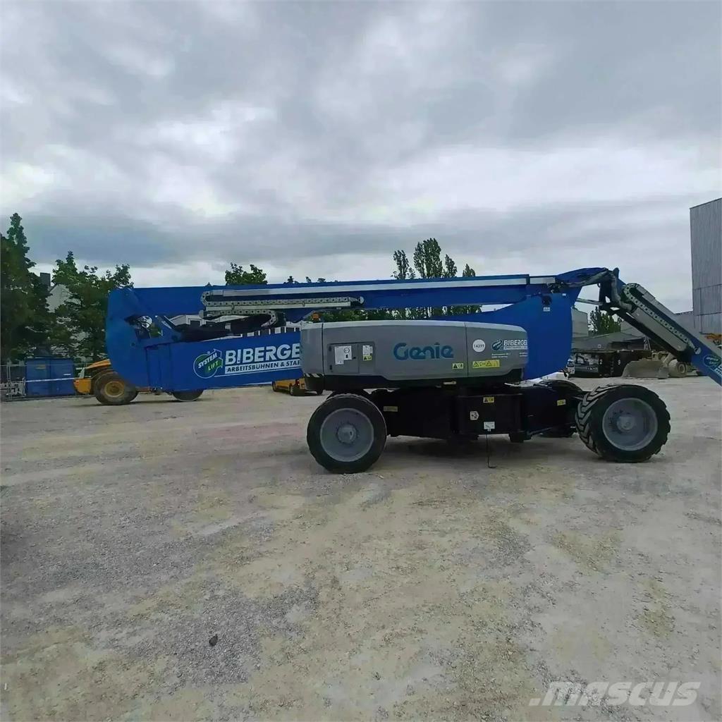 Genie ZX 135/70 Съчленени стрелови подемници