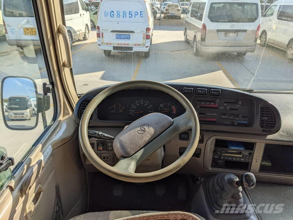 Toyota Coaster Bus Мини бусове