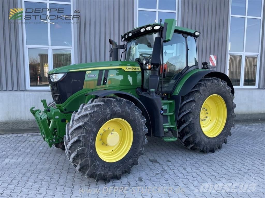 John Deere 6R 250 Трактори