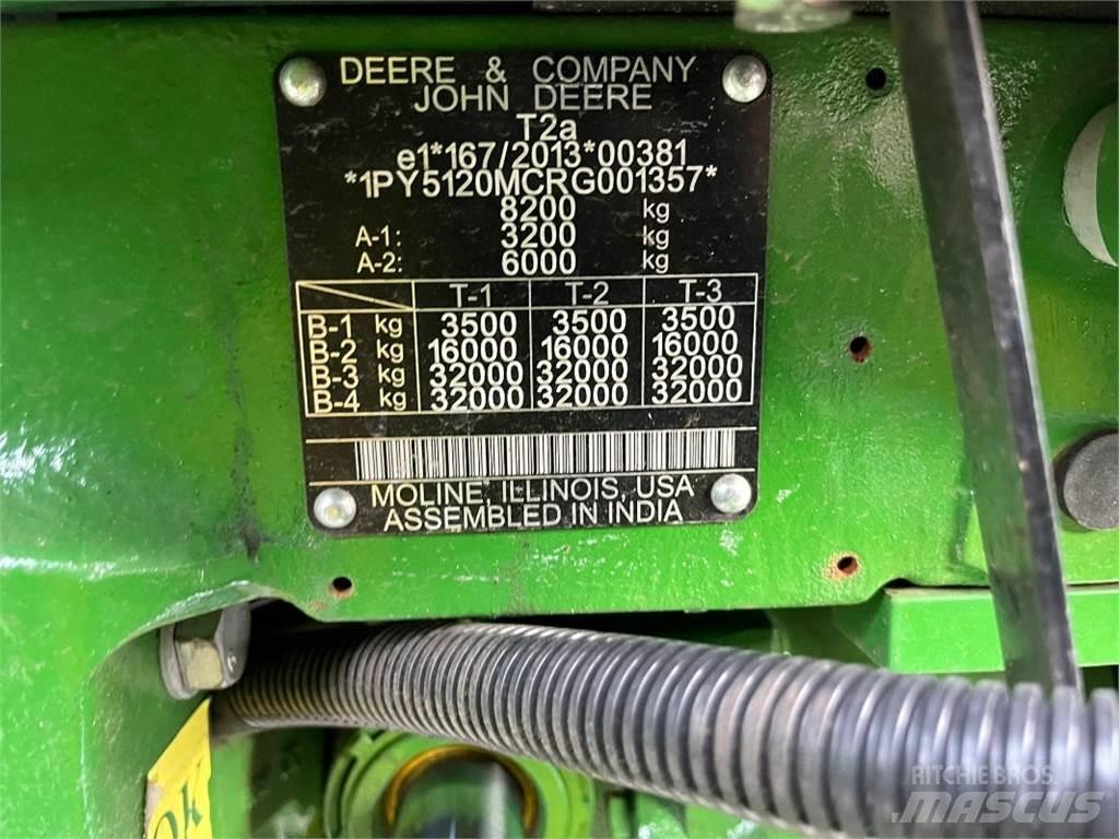 John Deere 5120M Трактори