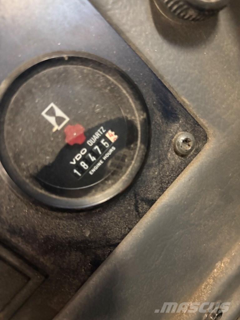 Volvo BM L 70 C Колесни товарачи