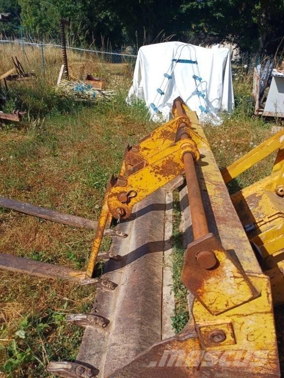 JCB 3 CX Товарач със заден ексватор