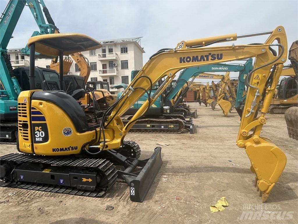 Komatsu PC30 Мини екскаватори < 7 т