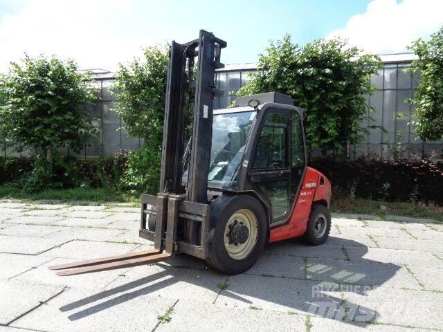 Manitou MSI 35 Камиони за херавни местности
