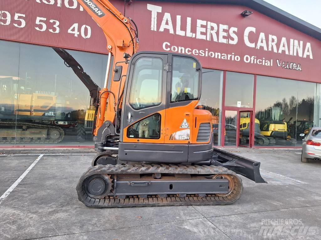 Doosan DX 80 R Средни екскаватори 7т - 12т