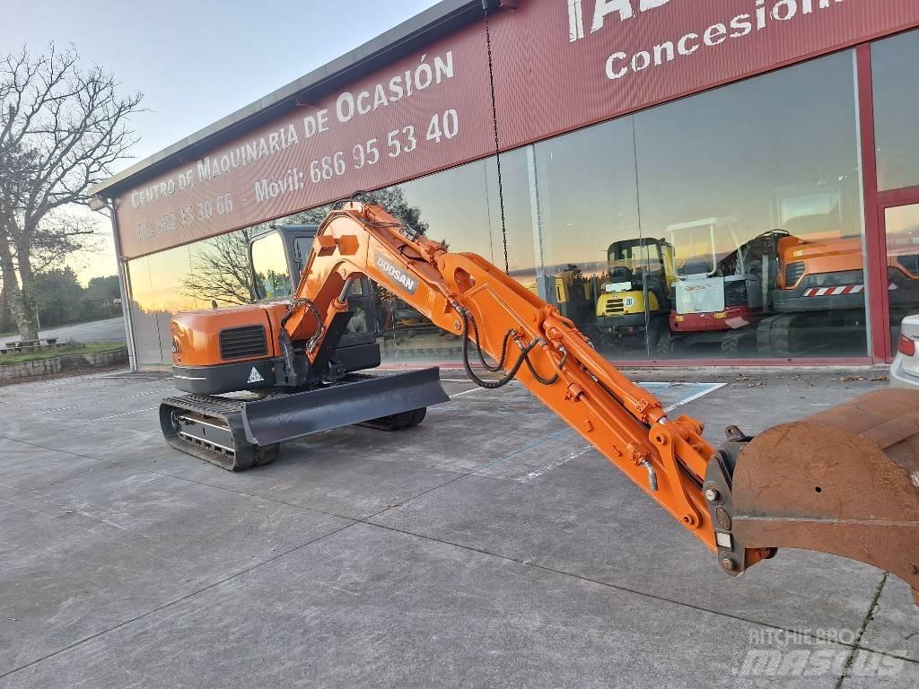 Doosan DX 80 R Средни екскаватори 7т - 12т