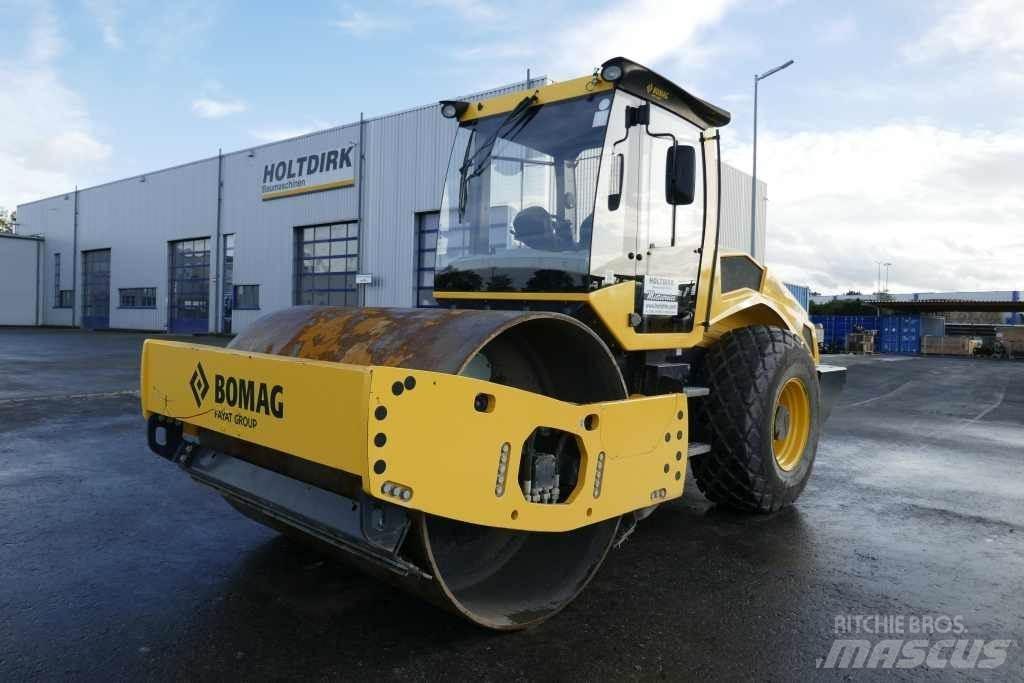 Bomag BW 213 D-5 Уплътнители за почва
