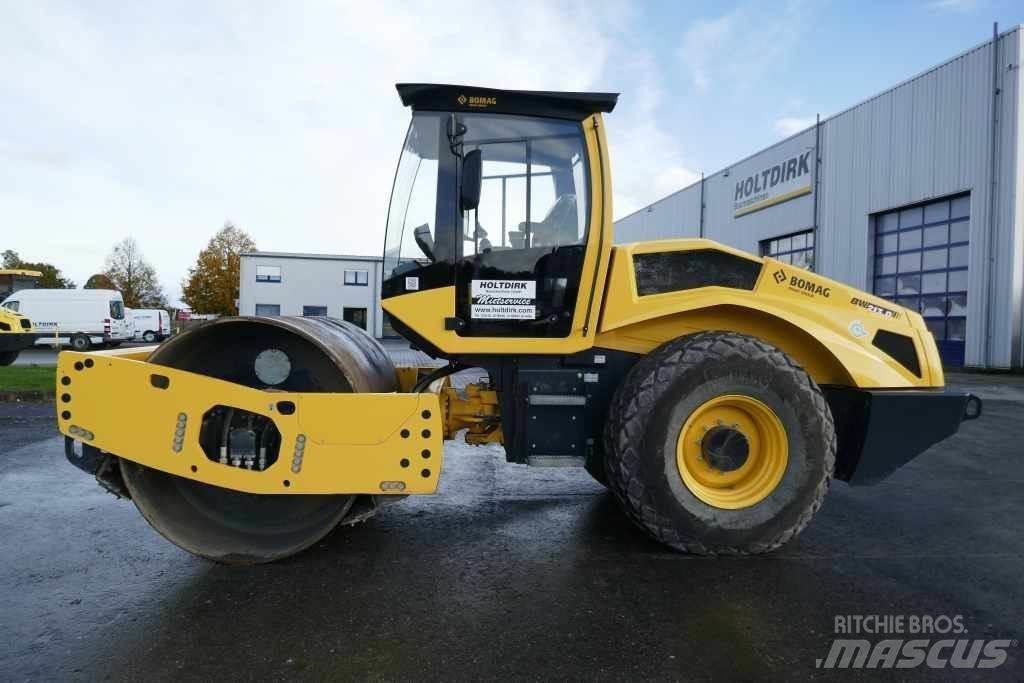 Bomag BW 213 D-5 Уплътнители за почва
