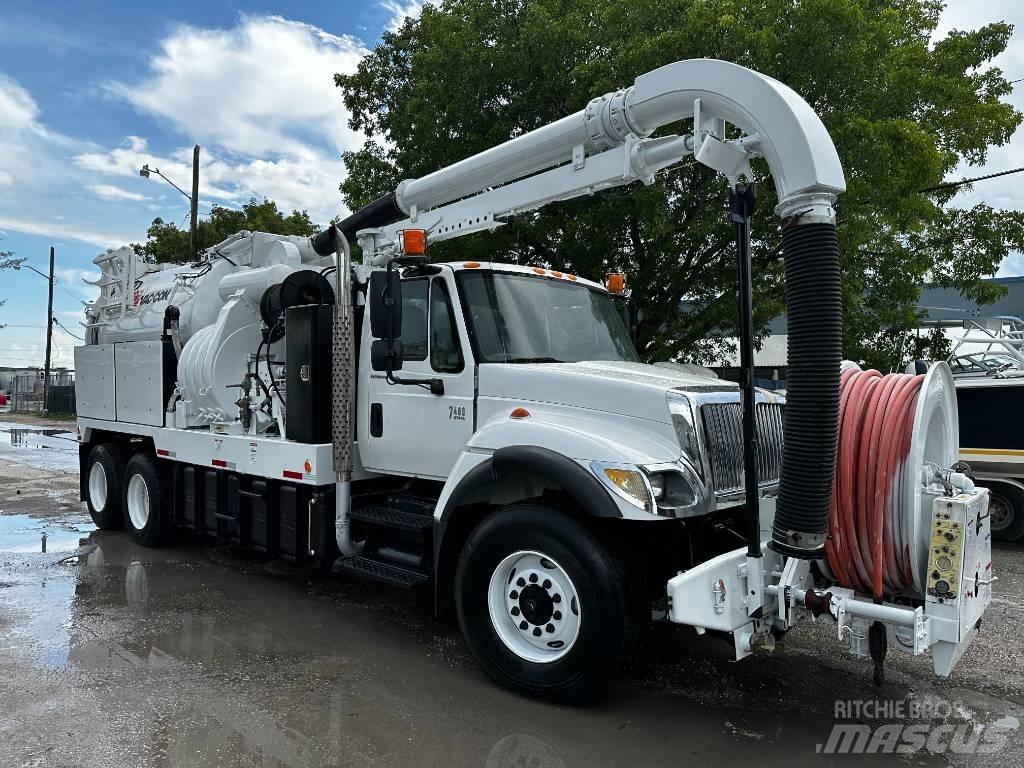 International 7400 Комби / вакуум камиони
