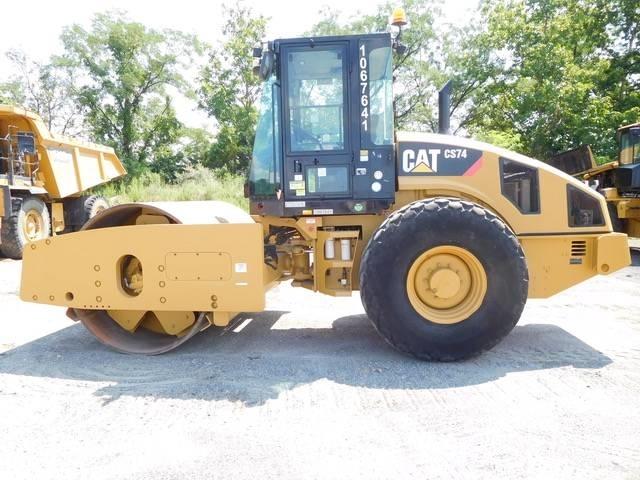 CAT CS 74 Еднобарабанни ролки
