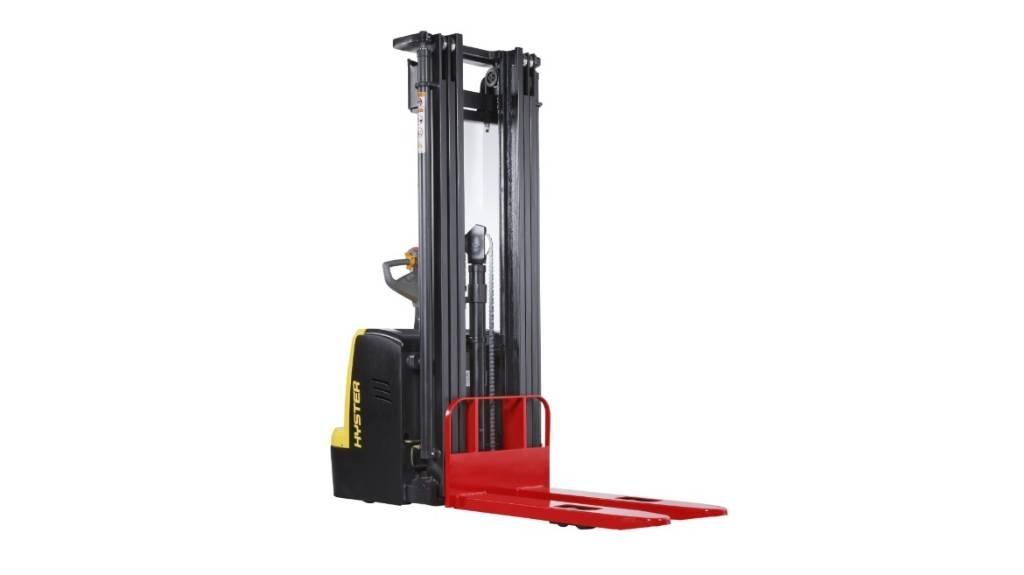 Hyster S1.5UT Колички високоповдигачи с теглич
