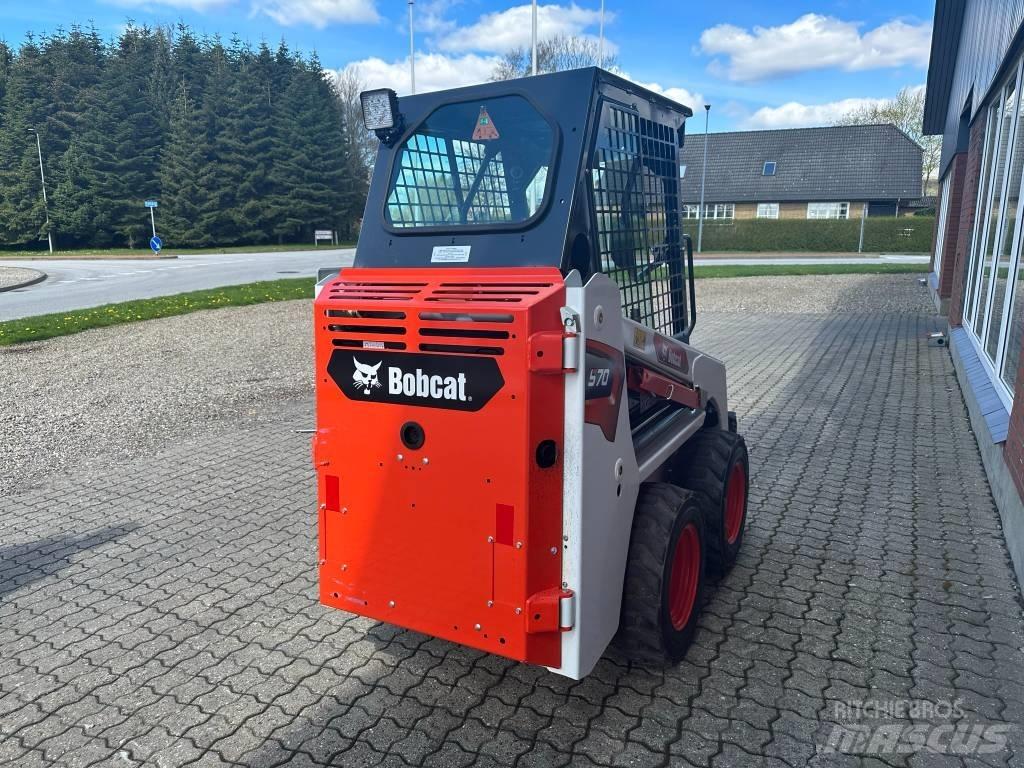 Bobcat S 70 Мини товарачи
