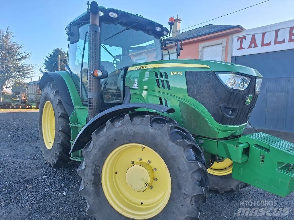 John Deere 6140 R Трактори