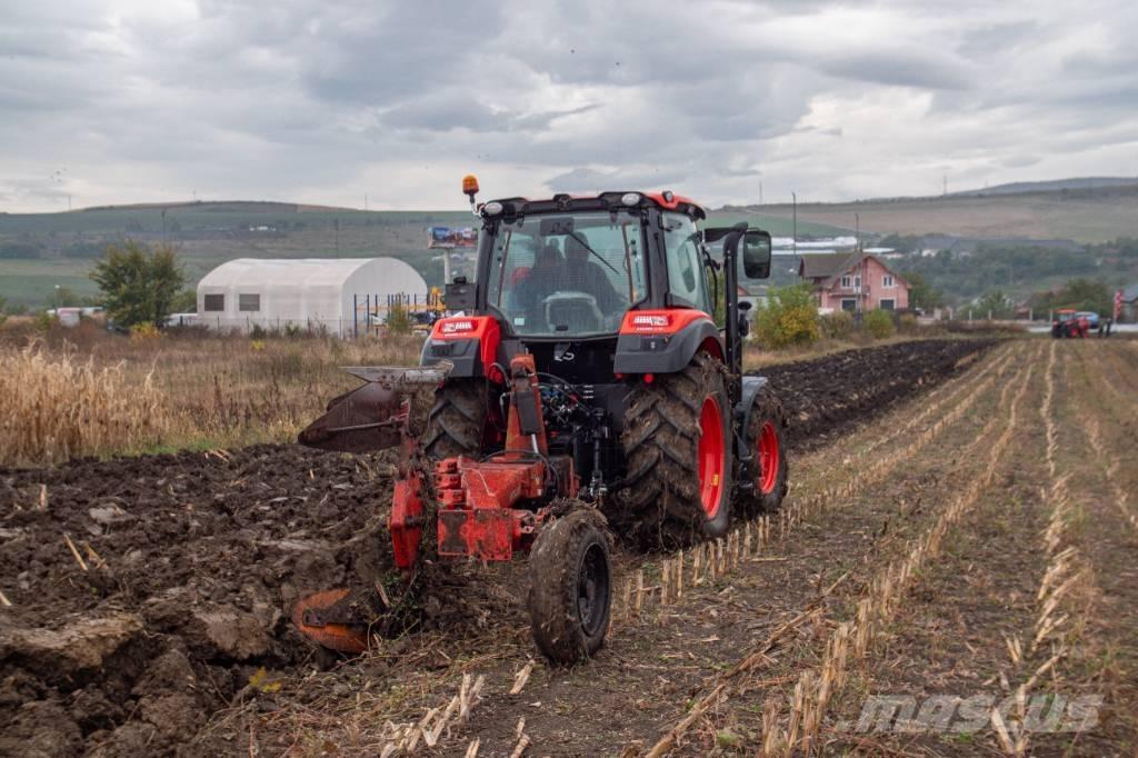 Kioti HX1402ATC-EU Трактори