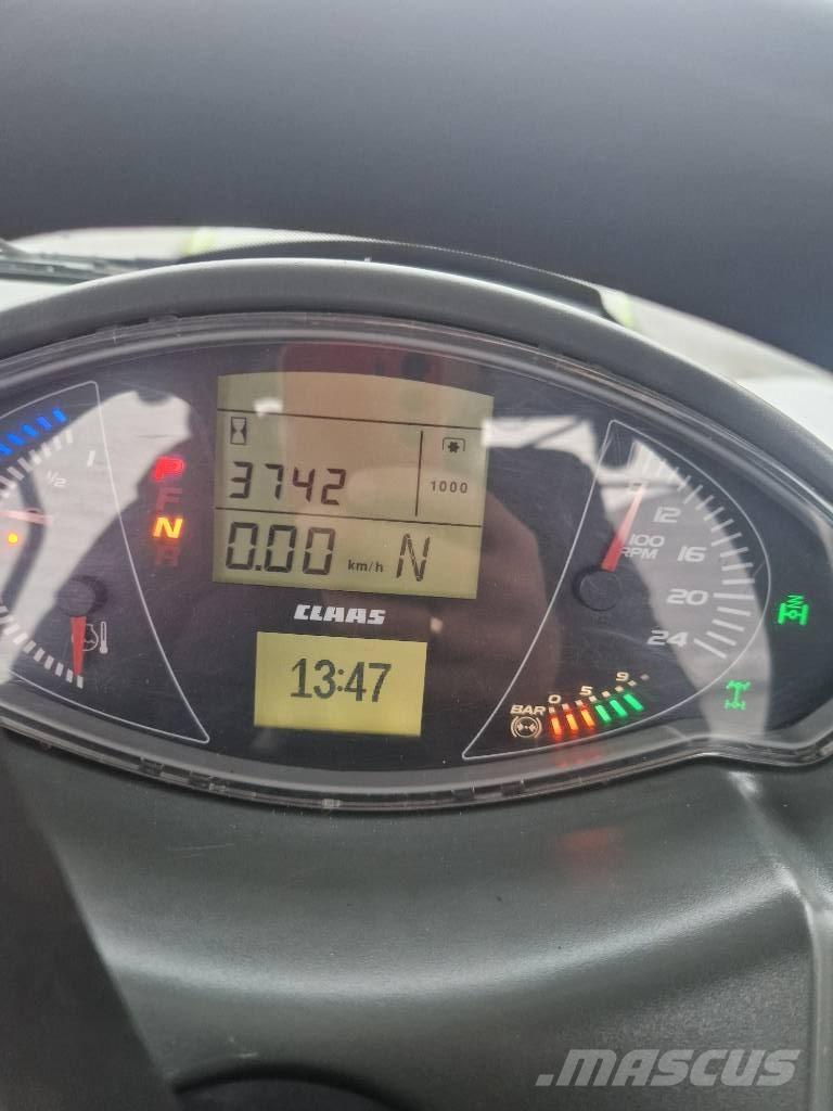 CLAAS Axion 960 Трактори