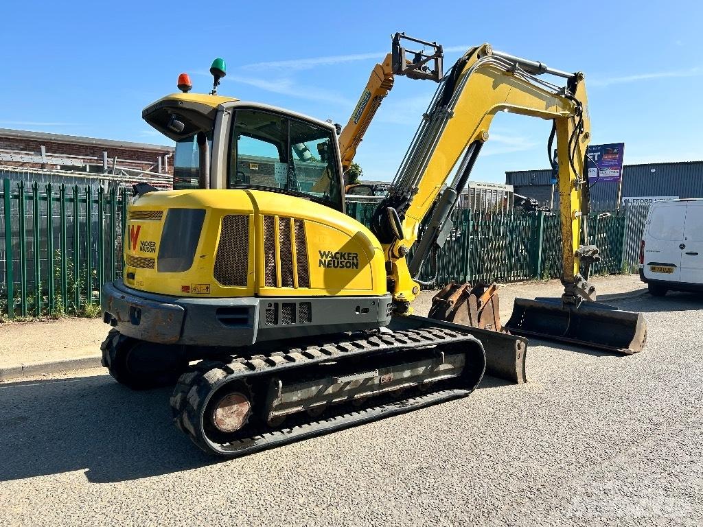 Wacker Neuson ET90 Средни екскаватори 7т - 12т