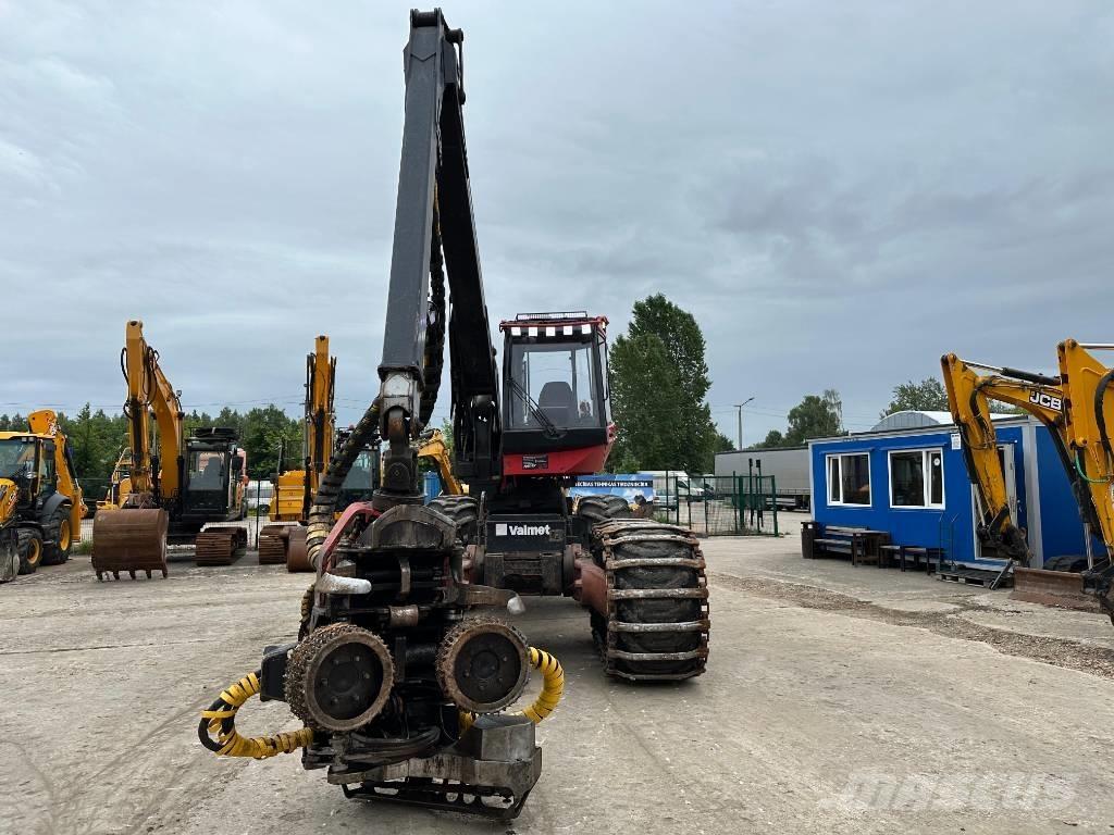 Valmet 911.4 Харвестери