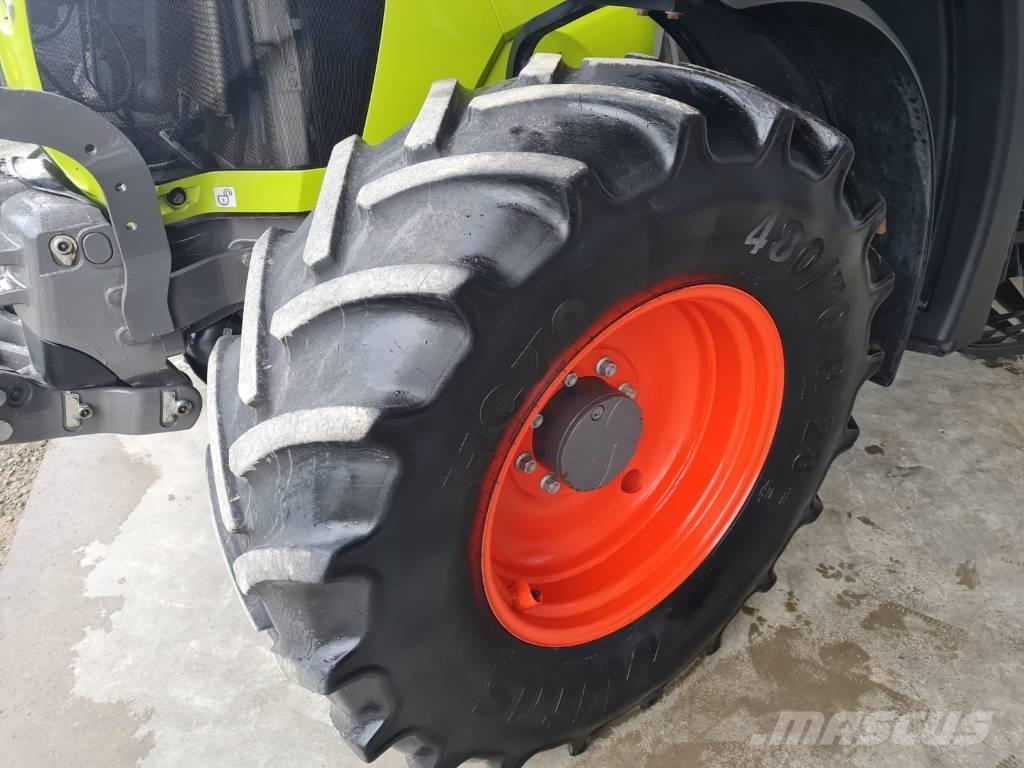 CLAAS 610 cis Трактори