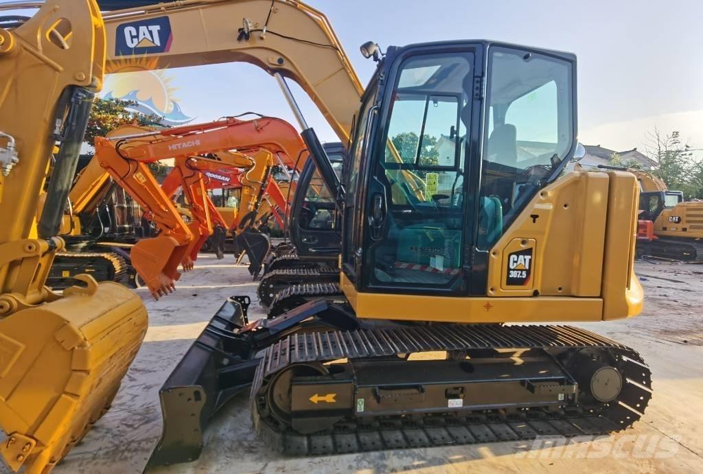 CAT 307.5 Средни екскаватори 7т - 12т