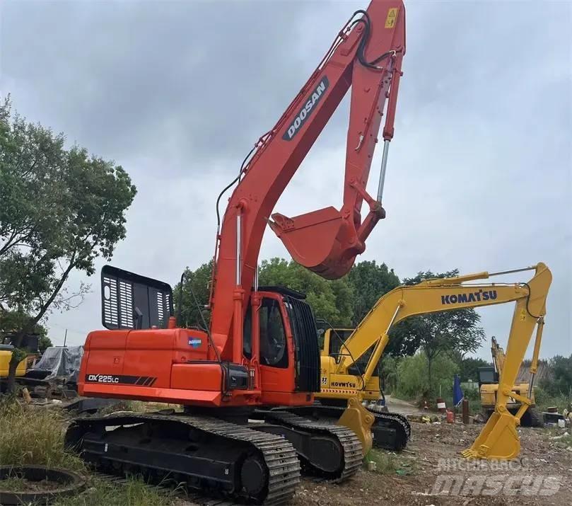 Doosan DX225LC-9C Верижен екскаватор
