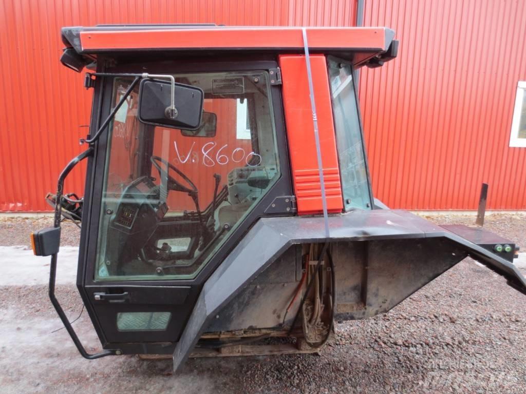 Valmet 8600 Кабина