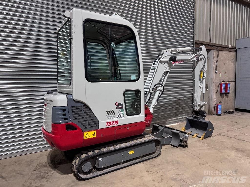 Takeuchi TB 219 Мини екскаватори < 7 т