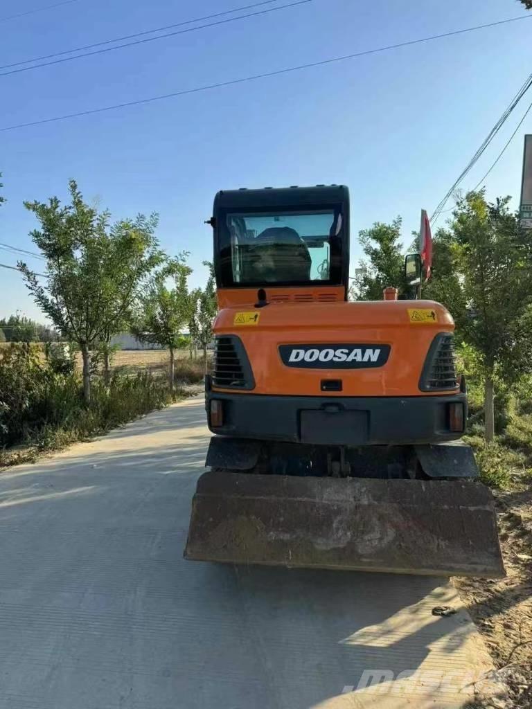Doosan DX 60 Мини екскаватори < 7 т