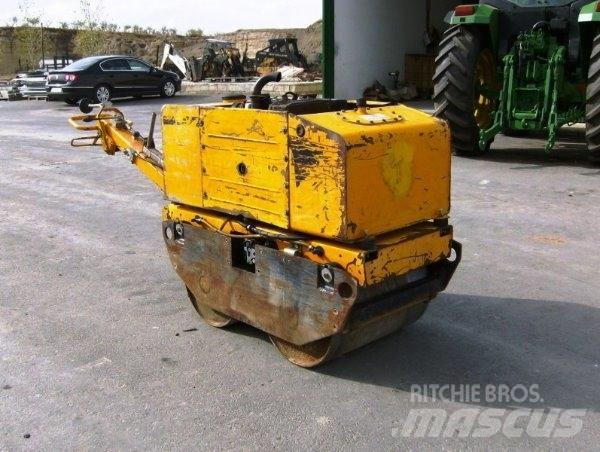 JCB VDM62 Теглени вибрационни валяци
