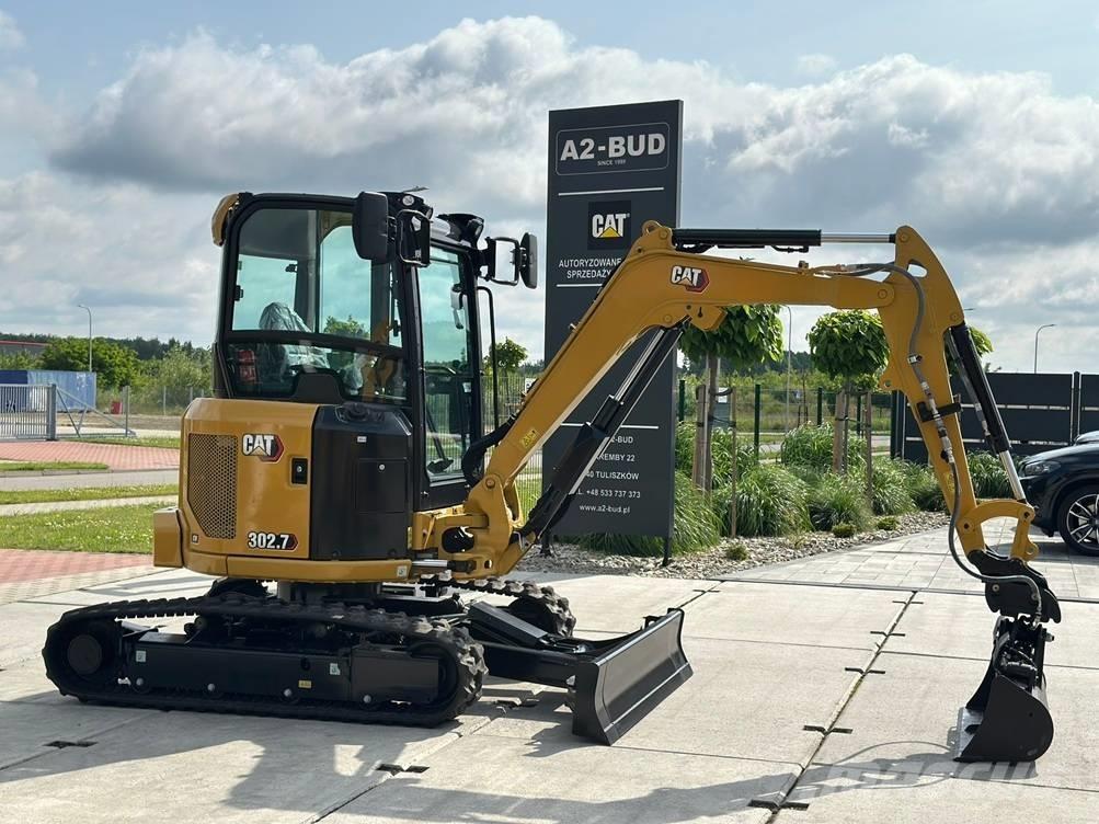CAT 302.7 CR Мини екскаватори < 7 т