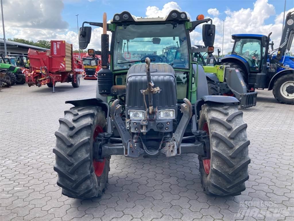 Fendt 208 Vario Трактори
