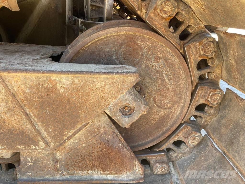 CAT D 6 H Верижни булдозери
