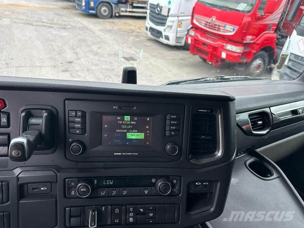 Scania R 520 Влекачи